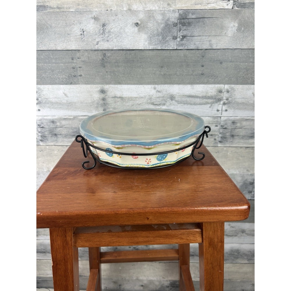Temp-Tations By Tara Eater Egg Hunt Pie Dish Set With Carrying Case
